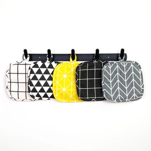 Square Heat Insulated Pot Mat Cotton Linen Quilted Trivet For Kitchen Dining Table Geometric Pattern With Hanging Loop Pad