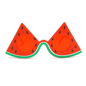 Lustige Sonnenbrille in Wassermelonenform mit rot-grünem Rahmen für Sommer-Obstpartys