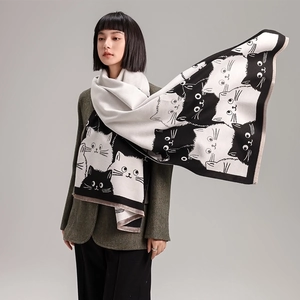 Thick warm black and white color-block scarf with cute cartoon cat pattern for women