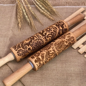 Christmas Embossed Wood Rolling Pin Engraved Flower Vine Pattern For Baking Cookies DIY Handcrafted Kitchen Tool