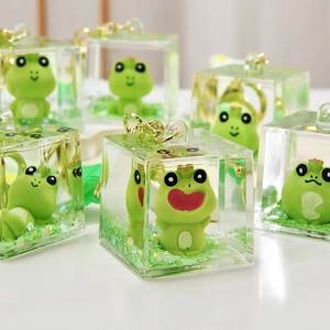 Cute green frog oil liquid keychain with acrylic drifting glitter and golden ring