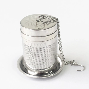 Close-up of SUS304 stainless steel tea infuser mesh with chain and drip tray
