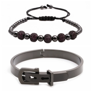 Edelstahl Armreif mit römischen Ziffern und verstellbares lila Perlenarmband Set