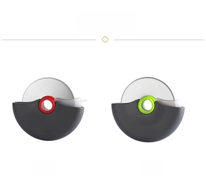 Red and green circular pizza cutters with stainless steel blades and protective covers