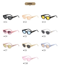 Nuancier de 10 lunettes de soleil œil de chat colorées avec détails en métal doré