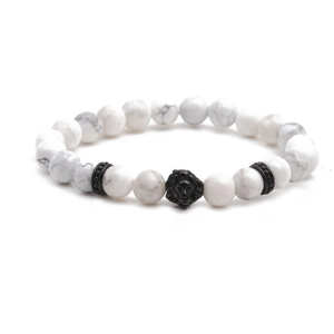 8mm white howlite beaded bracelet for men featuring a black lion head charm decoration