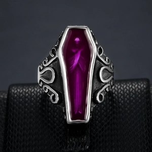 Gothic vintage δαχτυλίδι φέρετρο από ανοξείδωτο ατσάλι με μωβ ρητίνη και κρανίο