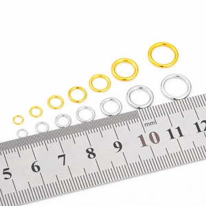 Polished stainless steel jump rings for DIY jewelry making in gold and silver finish