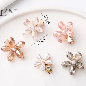 Set di 5 mollette per capelli a fiore con perle da 2,5 cm in colori pastello
