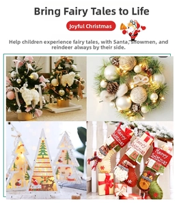 Décoration de Noël avec guirlandes LED, mini sapins et chaussettes festives brodées