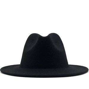Chapeau fedora classique en feutre de laine noir à bord large et calotte structurée