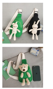 Detailed comparison of green and black canvas kids chest bags with cartoon animal decor