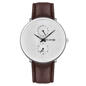 Montre à quartz pour hommes avec bracelet en cuir marron, cadran blanc et aiguilles bleues
