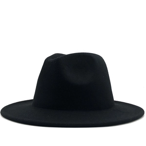 Chapeau fedora classique en feutre de laine noir avec calotte pincée et large bord plat