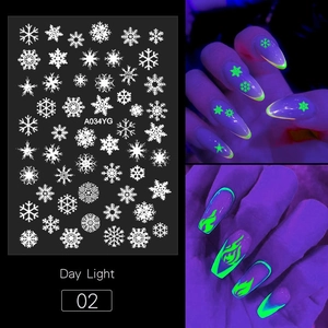 Glow In The Dark Nail Art Stickers Self Adhesive Luminous Fluorescent Green Moon Star Snowflake Flame Butterfly Pattern DIY Nail Decals For Halloween Christmas Party Women Decoration