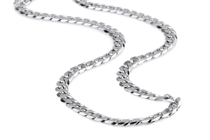 Close-up of 7mm silver diamond-cut titanium steel chain necklace with polished links