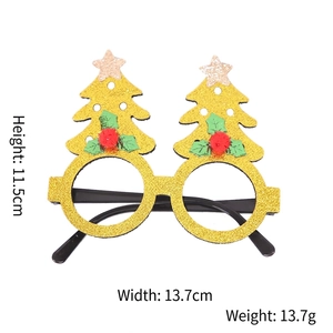 Detailed size specifications of Christmas tree glasses frame, 13.7cm width and 11.5cm height