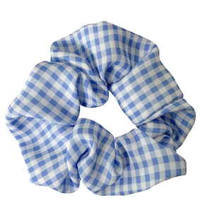 Chouchou en tissu à carreaux vichy bleu et blanc pour la coiffure quotidienne