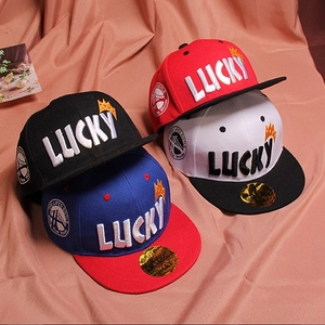 Casquettes de baseball hip hop pour enfants avec broderie Lucky en quatre couleurs
