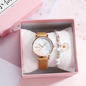 Reloj de gato animado con correa de cuero marrón y pulsera en caja de regalo rosa