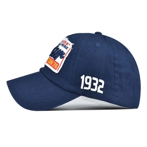Casquette de baseball en coton bleu marine avec broderie vintage 3D et détail 1932