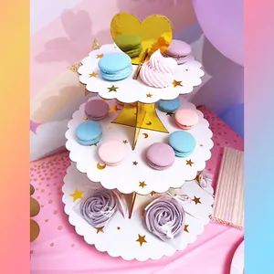 Présentoir à cupcakes licorne 3 niveaux avec bord doré et motifs célestes de fête