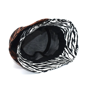 Chapeau bob réversible pour femme avec motif zèbre et imprimés animaliers