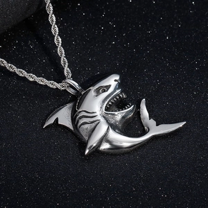 Edgy silver shark pendant in titanium steel with a twisted chain for men's fashion