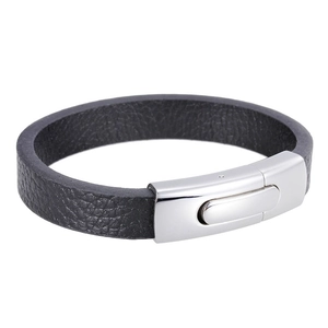 Bracelet pour homme en cuir tressé noir avec fermoir magnétique en acier poli brillant