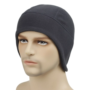 Winter thermal cycling skull cap in dark grey fleece with protective ear covers