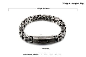 Detail view of 8mm stainless steel king chain bracelet with dimensions and 44g weight info