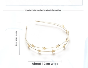 Detail view of a double-layered gold star headband with size 13cm length and 12cm width