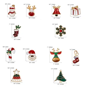 Detailed size guide for Christmas enamel pins set including reindeer and snowflake motifs
