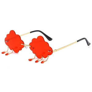 Trendy cloud shaped sunglasses with red lenses and golden teardrop bead pendants