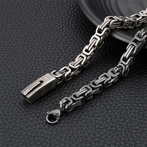 Retro stainless steel Byzantine chain bracelet for men with oxidized silver finish