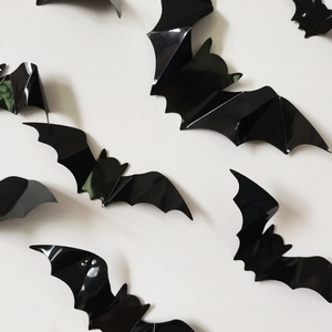 3D Fledermaus Wandsticker Set aus glänzendem PVC für Halloween Party Wanddekorationen