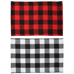 Red, black and white buffalo plaid placemats made of durable woven fabric for Christmas