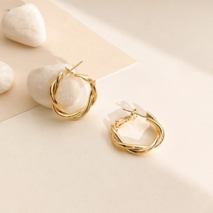 Korean Simple Twisted Twist Hoop Earrings With 925 Sterling Silver Earring Post Minimalist Gold Silver Alloy Earrings For Women Jewelry