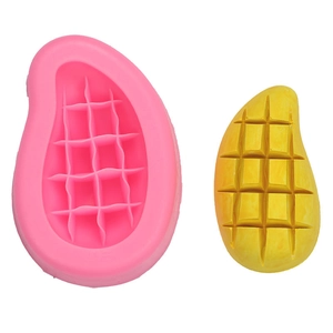 Realistic mango silicone mold for aromatherapy candles and soap decorations with grid texture