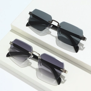 Lunettes De Soleil Carrées Sans Monture Hommes Mode Verres PC Cadre Métallique Protection UV400 Conduite Extérieur