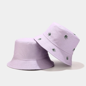 Reversible light purple cotton bucket hat with green leaf embroidery and plain design