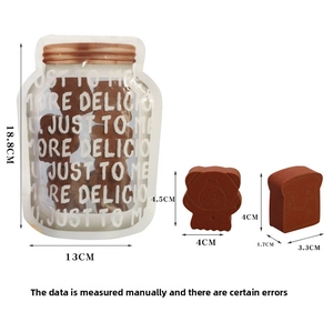 Detailed dimensions of bear and toast shaped makeup sponges in their packaging