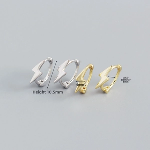 Dettagli dimensionali degli orecchini a cerchio a fulmine in argento sterling S925 oro e argento