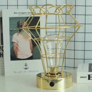 Geometric Diamond Metal LED Table Lamp Gold Plated Iron Battery Powered Edison Bulb Night Light For Home Bedroom Decor