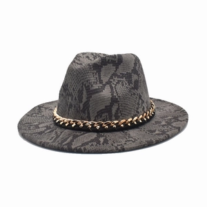 Cappello fedora in lana con stampa serpentata, catena dorata e tesa larga stile vintage