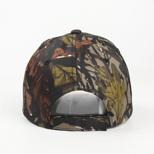 Rückansicht einer taktischen Baseballkappe im Bionic-Camouflage-Design mit Klettverschluss