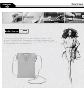 Détail du petit sac à bandoulière minimaliste en cuir PU gris clair avec boucle en métal