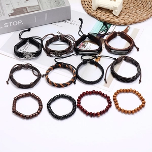 Lot de 12 bracelets vintage en cuir tressé avec perles en bois et breloques en métal