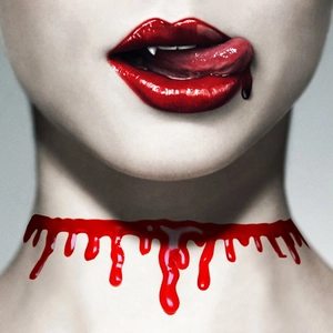 Halloween Blutstropfen Halsband Gummi Horror Blut Effekt Verstellbare Metallkette Kostüm Party Gothic Accessoire