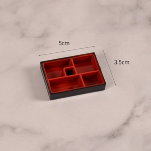 Miniature red and black divided bento box model for dollhouse DIY, size 5cm x 3.5cm